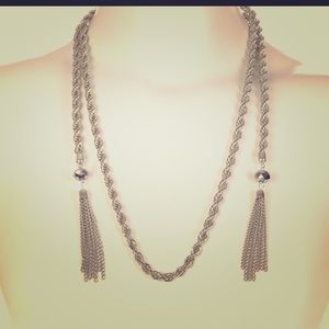 Silver tassel necklace ✨NEW